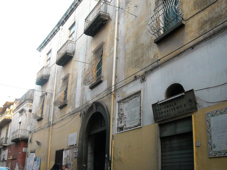 Via il nome Casa del Fascio: si chiamerà palazzo don Antonio Riboldi