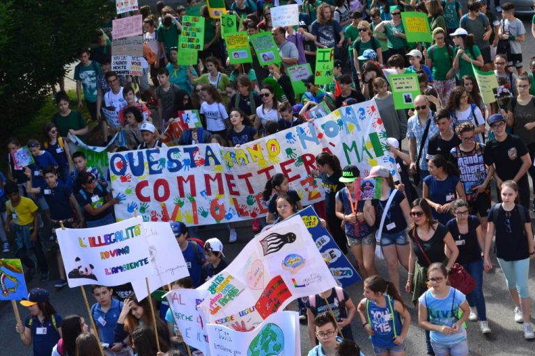 Pompei, in 20mila in marcia contro la mafia