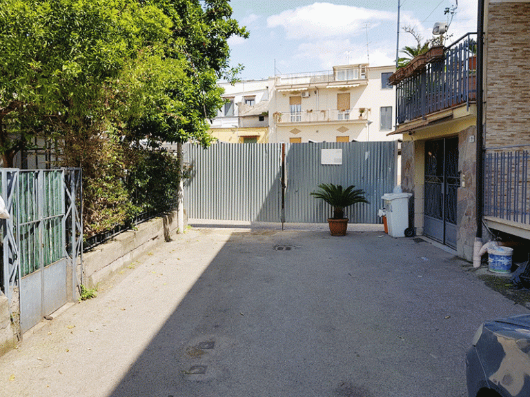 Somma Vesuviana, esposto in Procura per il parcheggio di via Casaraia