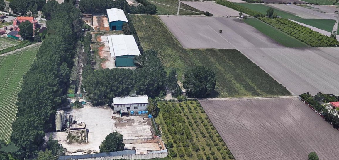 la centrale di smaltimento dei rifiuti dei fratelli Pellini ad Acerra