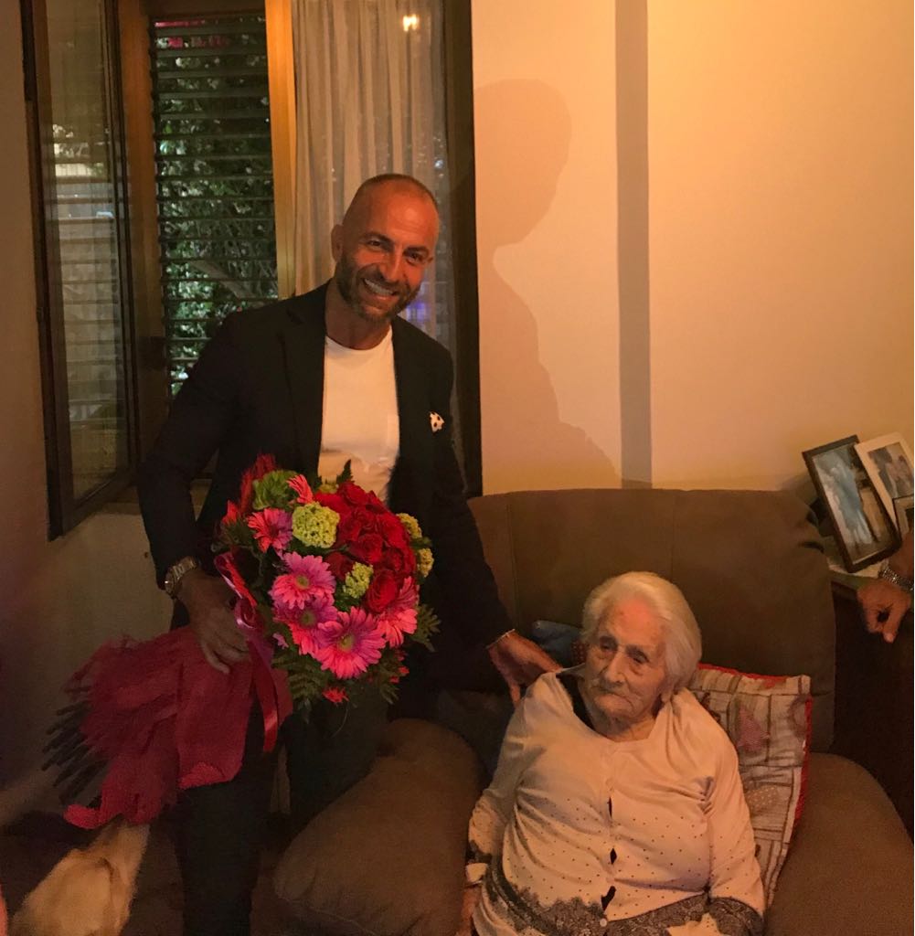 Pomigliano d’Arco, nonna Teresa compie 106 anni: gli auguri dell’Amministrazione Comunale