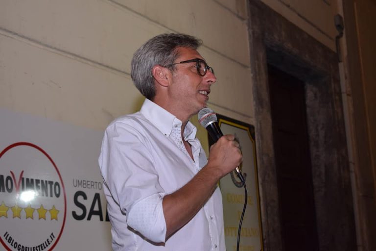 Ottaviano, il Movimento 5 Stelle chiude la campagna elettorale: «Sedici anime belle»