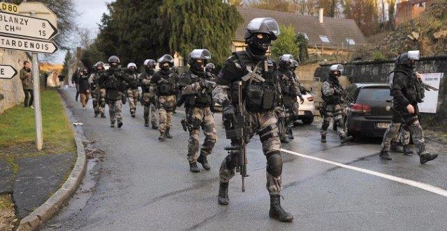 Napoli, allarme terrorismo: preso gambiano legato all’Isis