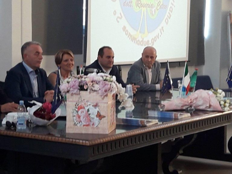 Somma Vesuviana saluta la Dirigente scolastica Rosaria Cetro.
