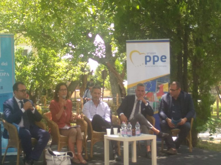 Otaaviano, il sindaco Capasso alla convention “ProssimaMente”dei giovani di FI in Campania