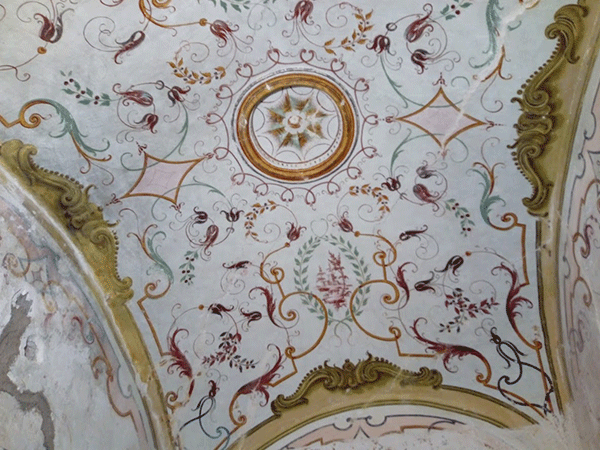 Il Palazzo Medici di Ottajano, trasformato in “villa di delizie e di industria”, venne decorato “alla pompeiana” da Angelo Mozzillo….