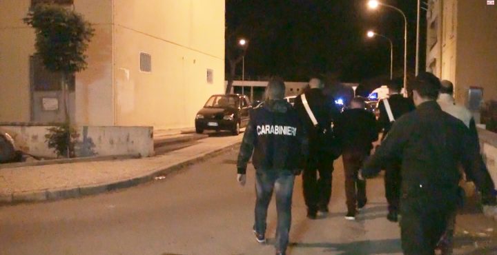 Furti in tutta la Campania: scoperta una banda di 15 ladri. Sono italiani e rumeni
