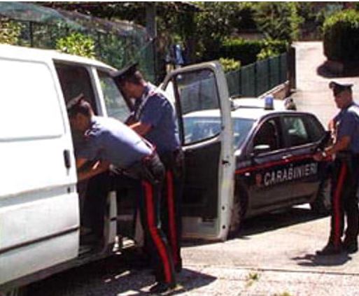 La psicosi del “furgone ruba-bambini”, segnalazioni in tutta la Campania