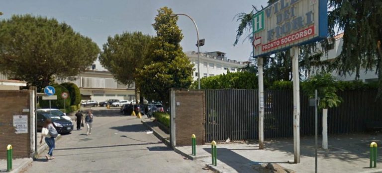 Sei pazienti positivi, allerta focolaio in un reparto della “Villa dei Fiori” di Acerra