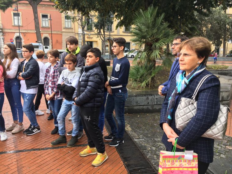Somma Vesuviana, la Scuola Media “San Giovanni Bosco-Summa Villa” in piazza per ricordare la fine della Grande Guerra
