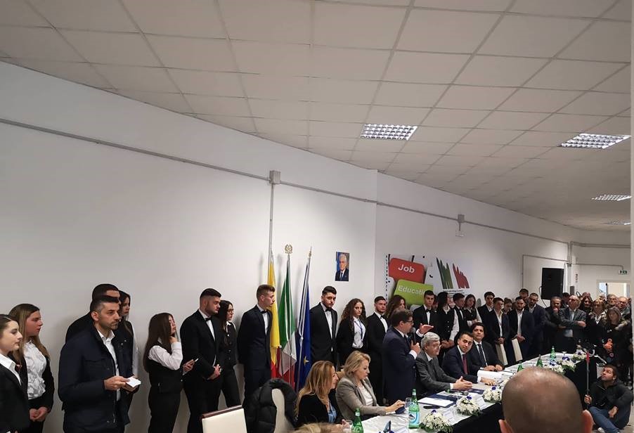 di maio all'itis ieri