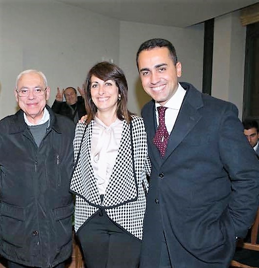maria busiello tra luigi di maio e don peppino
