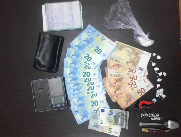 Casalnuovo di Napoli: 24enne arrestato dai Carabinieri per detenzione di cocaina