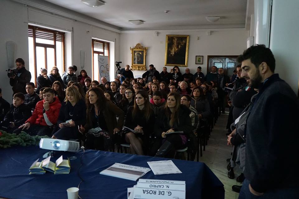 Napoli, prende il via la fiera dei Beni comuni