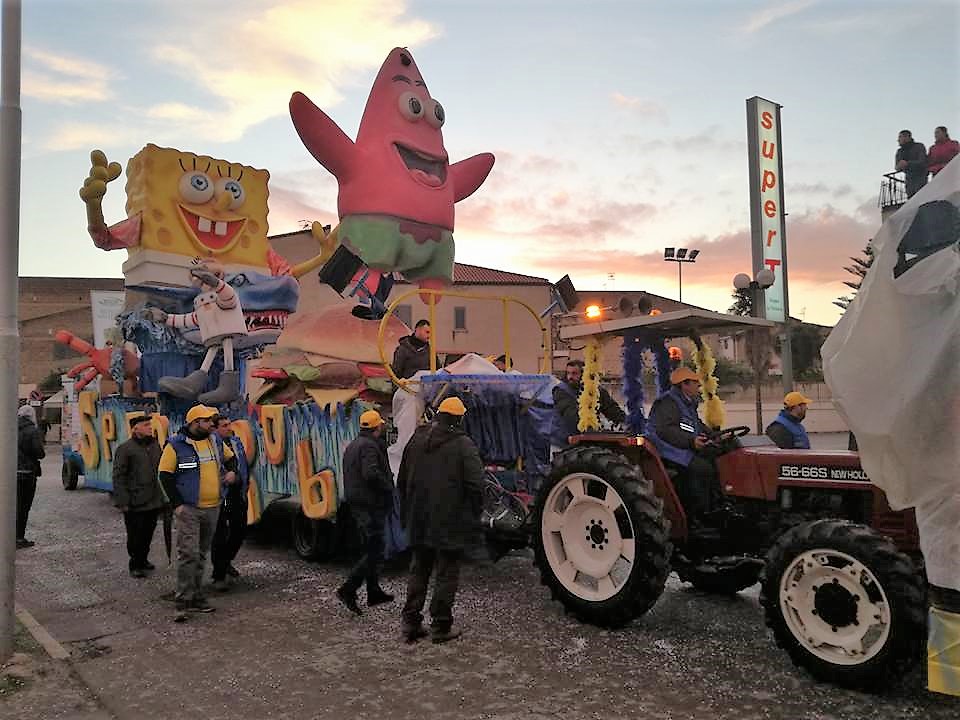Sicurezza: sfilata dei carri di Carnevale vietata ad Acerra e a Casalnuovo
