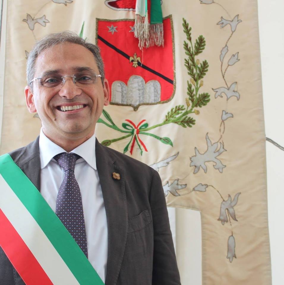 Brusciano, sparatoria in pieno centro. Il sindaco: “la criminalità non ci fermerà”
