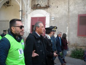 Al centro nella foto, Salvatore Cantone 