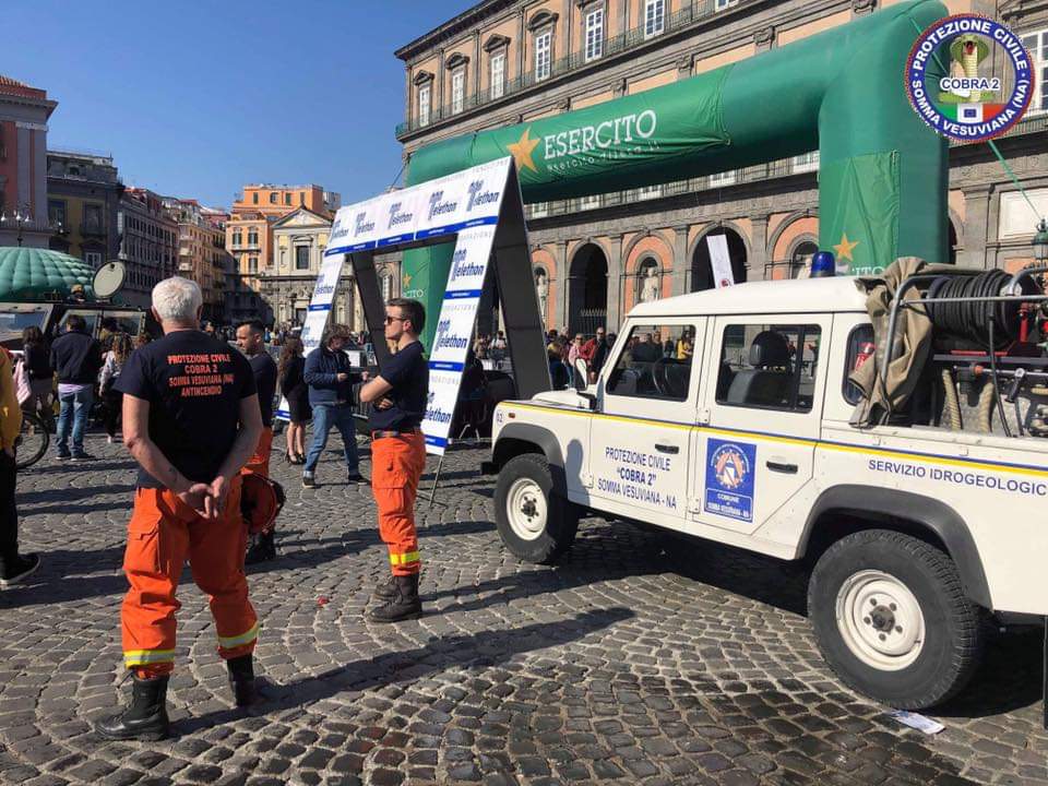 La Protezione Civile di Somma Vesuviana a Piazza Plebiscito per Telethon