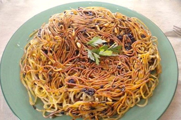 “La frittata di scammaro”, senza uova. A D’Annunzio non piaceva, a una sua amante, sì. E perciò si lasciarono…