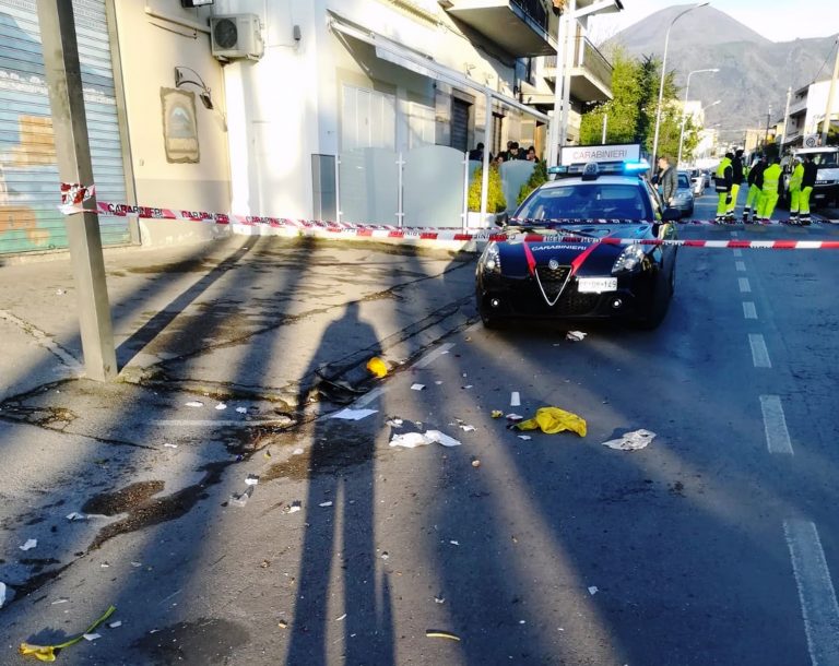 Terzigno, operatore ecologico ucciso sul colpo da un’auto: arrestato 19enne positivo alla cannabis