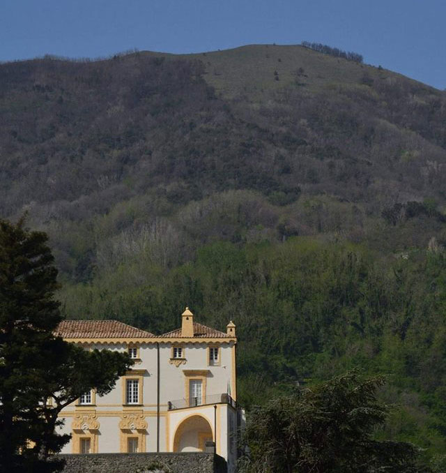 La Montagna “invita” ancora gli Ottavianesi e fa la solita predica: lo capite o no che la vostra sola salvezza sono io?