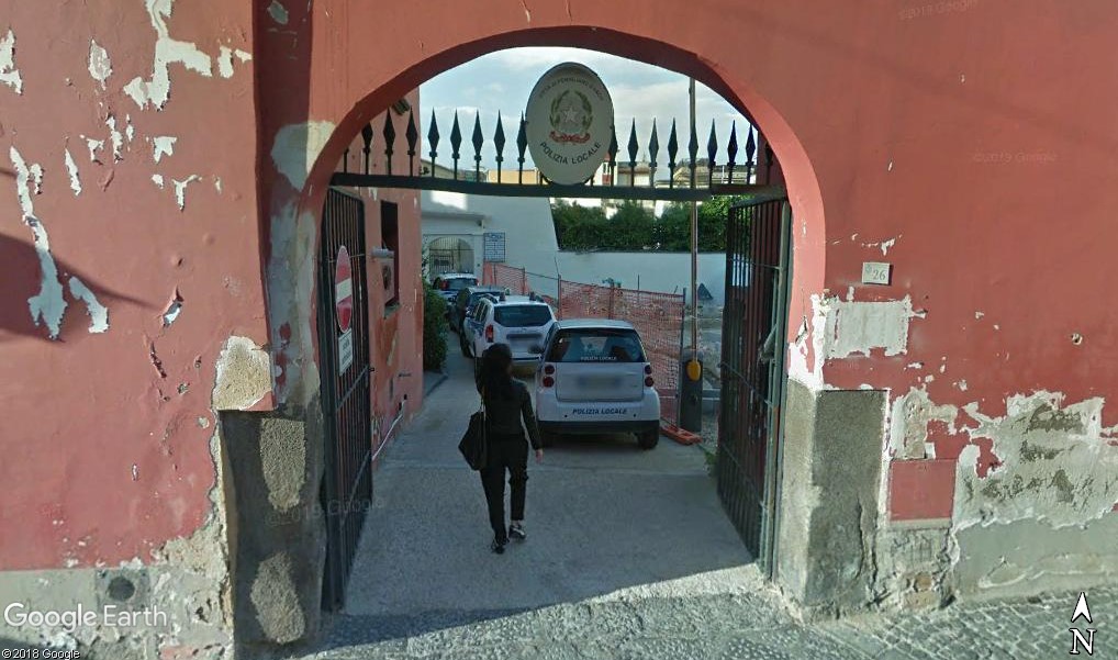 “Falso e calunnia”: niente processo per il fratello del capo della polizia di Pomigliano. La rabbia di chi lo denunciò