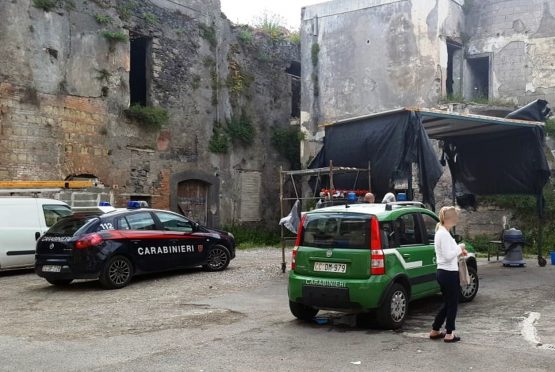 Torre Annunziata, autolavaggio abusivo e furto di elettricità: arrestato 29enne