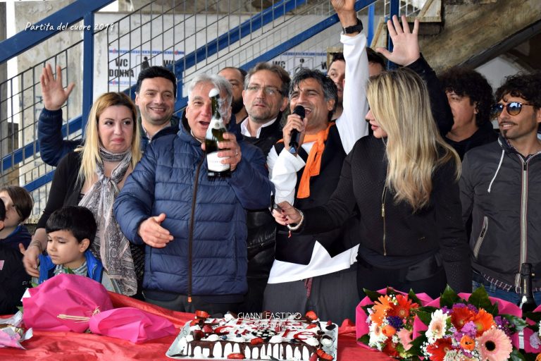 Sant’Anastasia, partita del cuore contro il disagio sociale: il maltempo non ha fermato la solidarietà