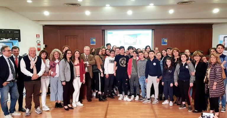 All’Istituto Comprensivo 3° “Ceschelli” di San Giuseppe Vesuviano il prestigioso premio del brand “Le Eccellenze Campane” per il miglior reportage
