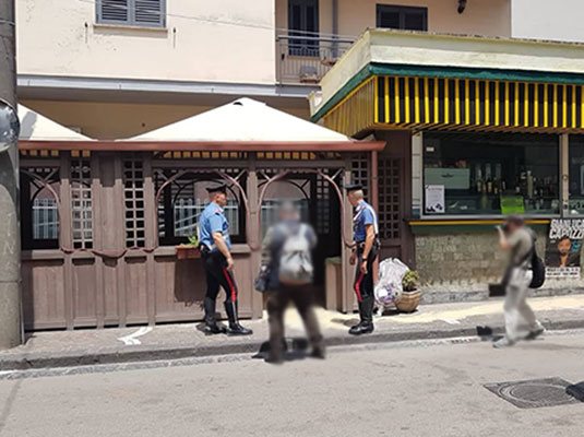 Terribile omocidio a Palma Campania, 83enne uccide titolare di un chiosco dopo una lite