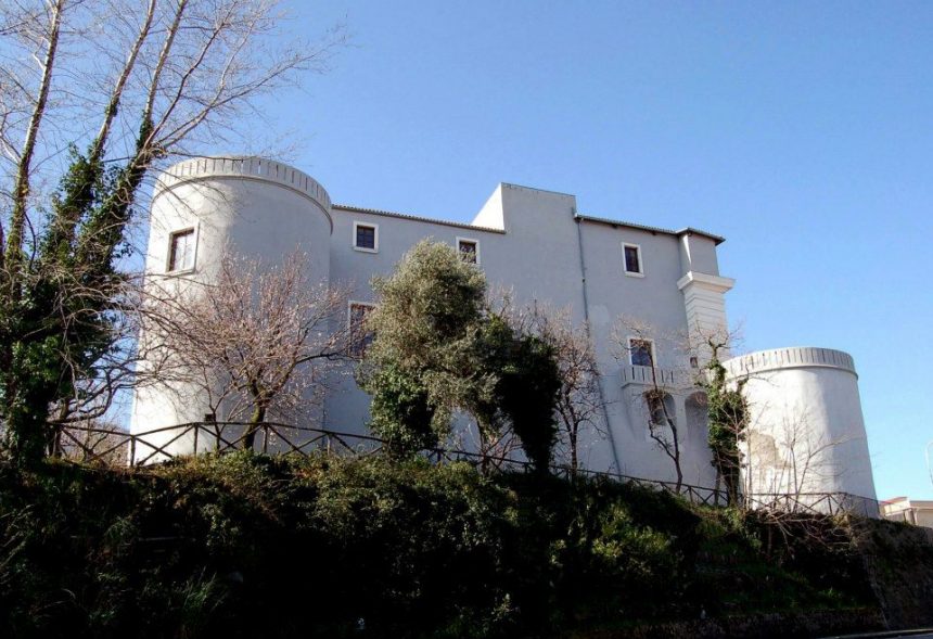 Somma Vesuviana, al via “Sfumature d’Arte” al Castello d’Alagno