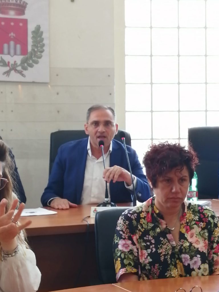 Brusciano, sindaco Montanile: “Maggioranza compatta su rendiconto 2018 e inventario dei beni. Lavoriamo con massimo senso di responsabilità”