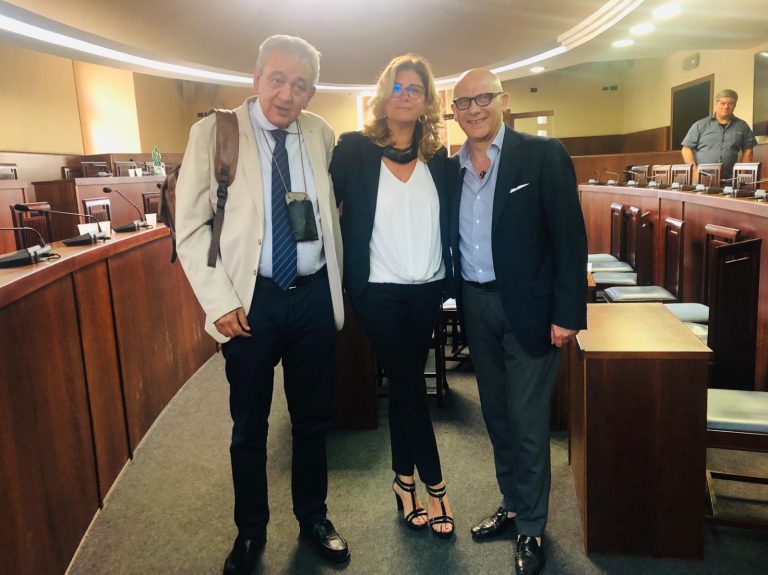Ato 3 Rifiuti, sì al bilancio. Il presidente Andrea Manzi: “Ora al lavoro per scongiurare l’emergenza”