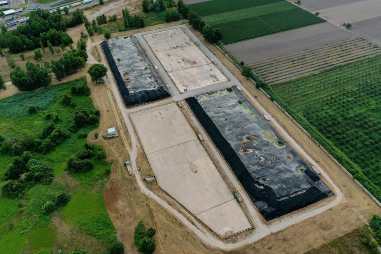 Rifiuti, stoccaggio provvisorio ad Acerra: decisione rinviata. Operazione dei carabinieri nella SAPNA   