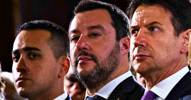 Governo, Salvini: ‘Subito in Aula, poi le elezioni’. Conte: ‘Dovrà spiegare le ragioni della crisi’