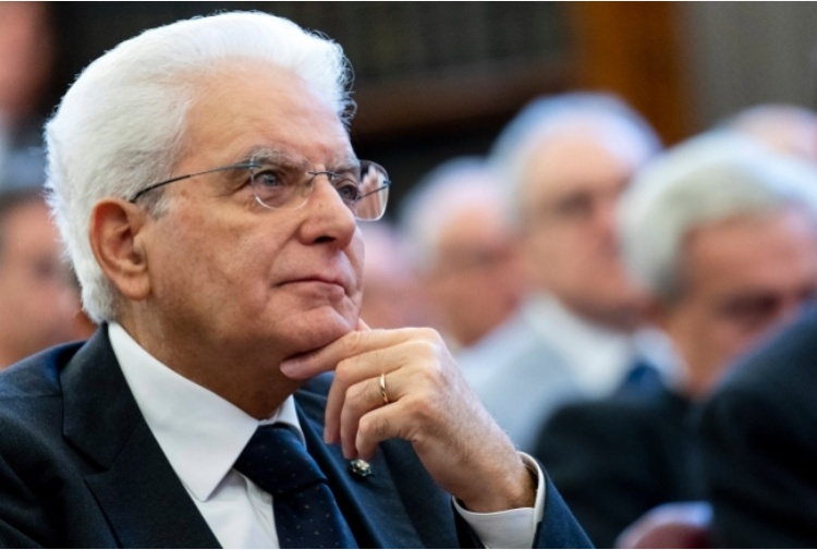 Sicurezza, Mattarella: ‘Resta l’obbligo di salvare i naufraghi’