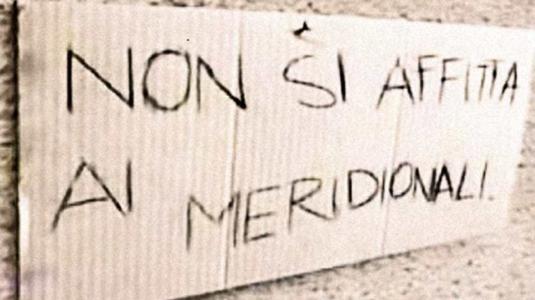 “Sono razzista, leghista, lombarda e salvianiana… e non affitto ai meridionali. Sono come i neri e i rom”, l’audio choc fa il giro del web. Borrelli e Simioli: “Che vergogna!”