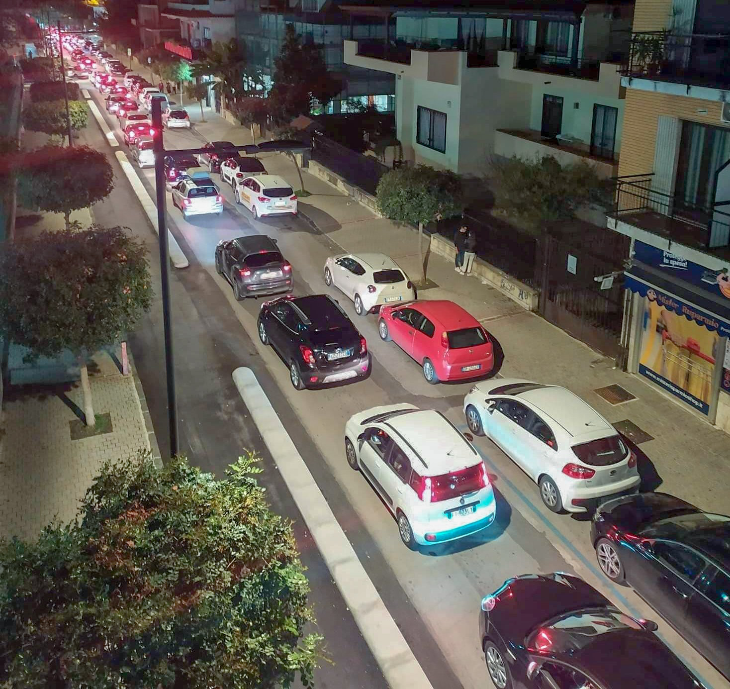 “Pomigliano allo sbando”: è protesta. Domenica “corteo delle pile accese”