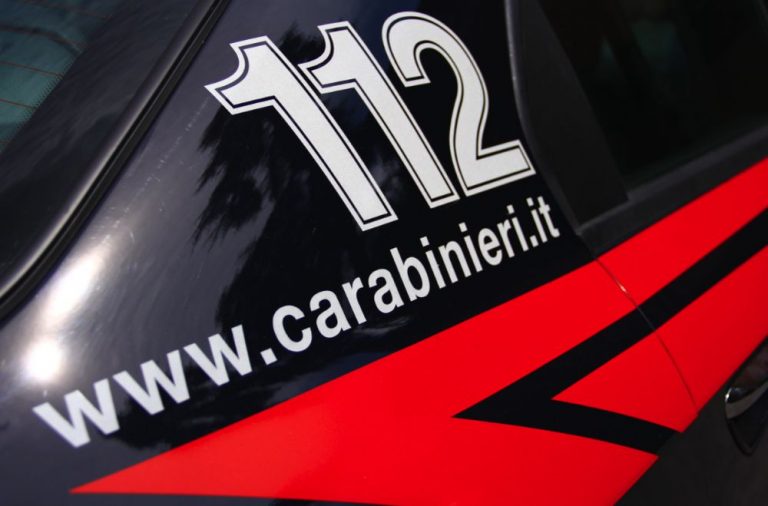 San Vitaliano, voleva corrompere i Carabinieri con 50 euro: arrestato 73enne