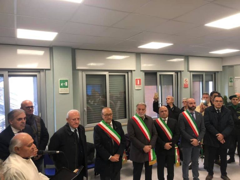 Pomigliano, il presidente De Luca inaugura il nuovo Centro Diabetologico
