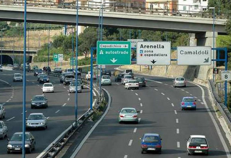 Tangenziale,  Borrelli e Simioli: “si proroghi lo stop al pedaggio finchè non saranno eliminate le criticità”