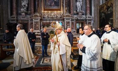 Napoli, 500 persone in marcia per la pace con il Cardinale Crescenzio Sepe