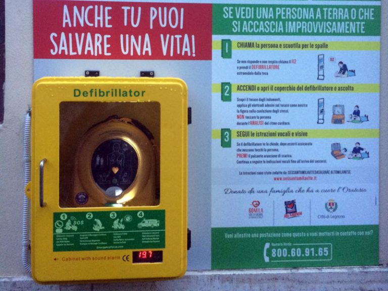 Da Somma Vesuviana a Scampia, un defibrillatore in dono all’A.S.D. Finanza Sport Campania