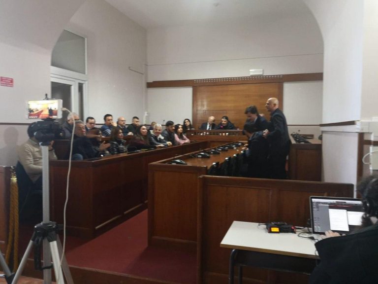 Somma Vesuviana, due consiglieri di maggioranza in più, un vicesindaco in meno