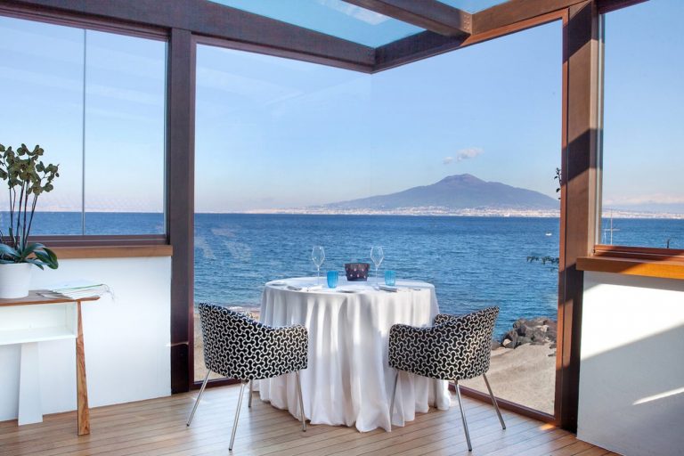 Emergenza coronavirus, chiudono 150 brand della ristorazione napoletana