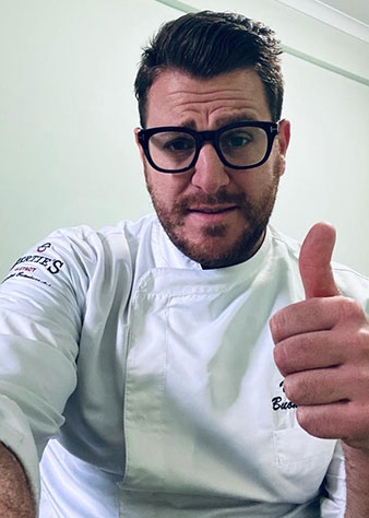 Nola, L’iniziativa dello chef  Buonincontri del “Bertie’s Bistrot”: 200 vaucher pizza ai meno fortunati