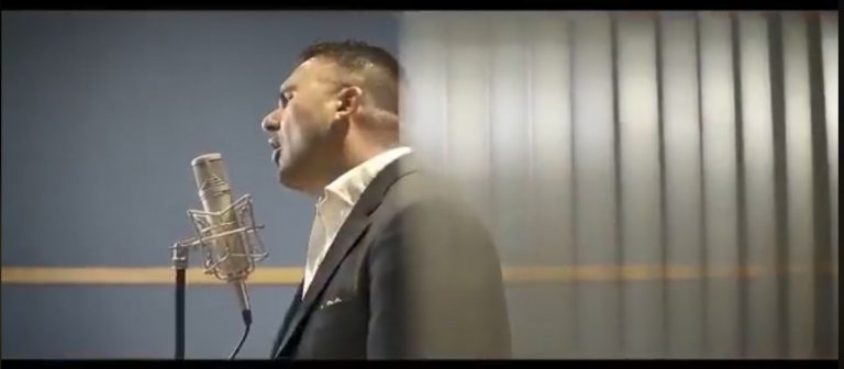 Il primo lavoro discografico di Ciro Busiello, con testo e musica di Luigi De Simone e arrangiamento di Ciro Perna