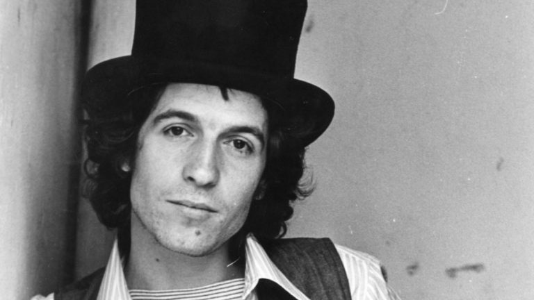 Rino Gaetano: un anarcoide e geniale folletto sempre più blu