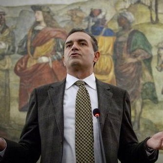Investimenti per un miliardo di euro, il sindaco de Magistris approva il Piano Strategico della Città Metropolitana di Napoli