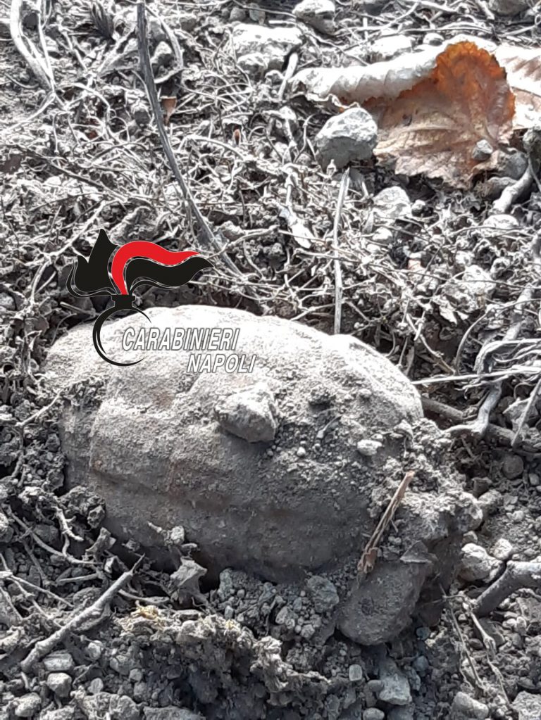 Visciano: ordigno bellico trovato nelle campagne. Intervengono i Carabinieri